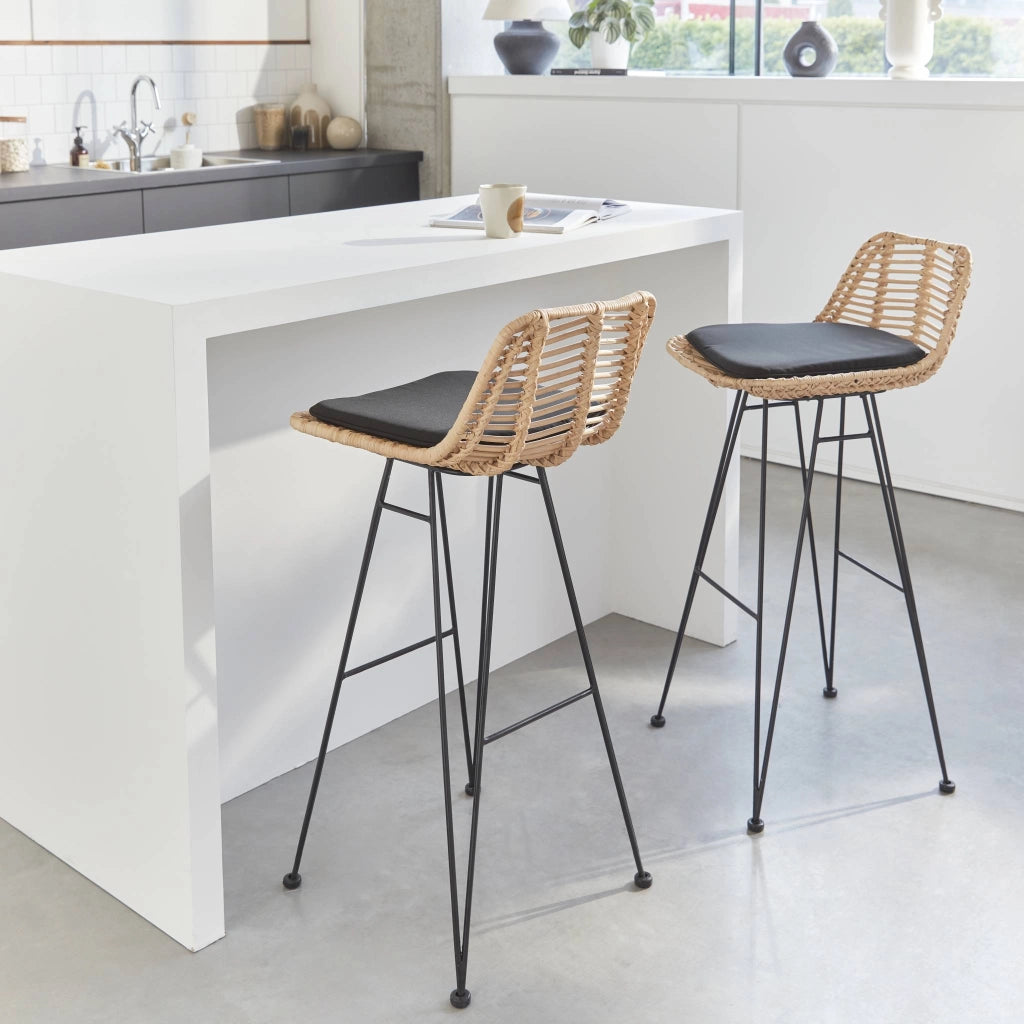 Set di 2 sgabelli da bar in metallo e rattan, nero