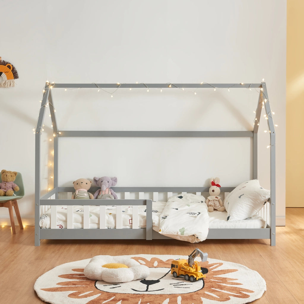 Letto Singolo Hesel per Cameretta Forma di Casetta con Materasso 90 x 200 cm Grigio [en.casa]