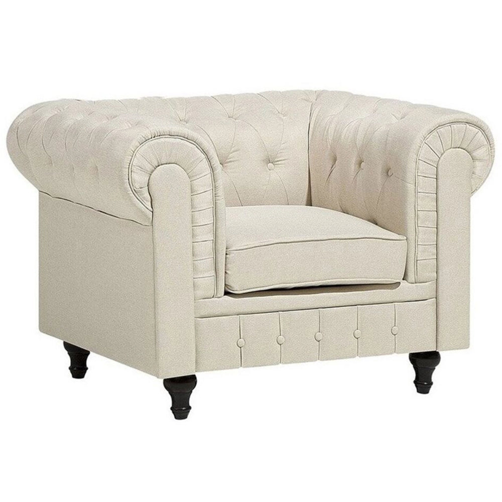 Poltrona Chesterfield Rivestimento in Tessuto Beige Gambe in Legno Scuro Contemporanea