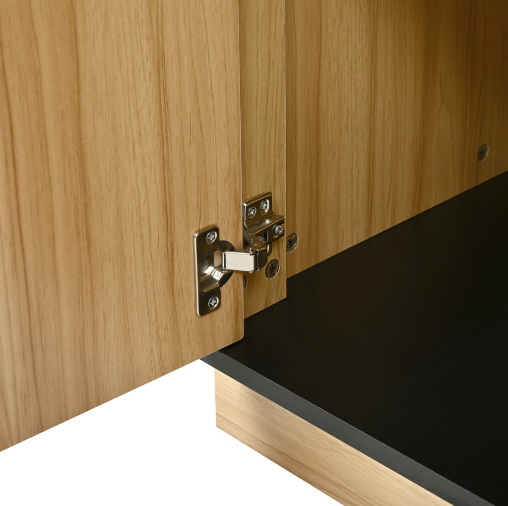 Credenza moderna 139x40x75 cm in legno naturale con 4 ante; struttura in truciolare