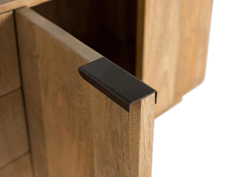 Credenza in legno di mango in colore naturale con angoli arrotondati