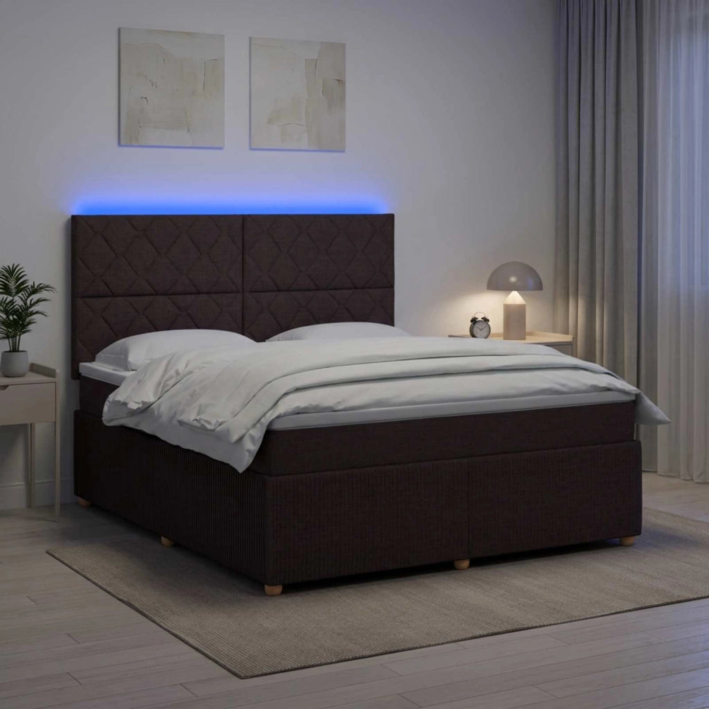 Letto Box Spring LED con Materasso Marrone Scuro 180 x 200 cm 3455926