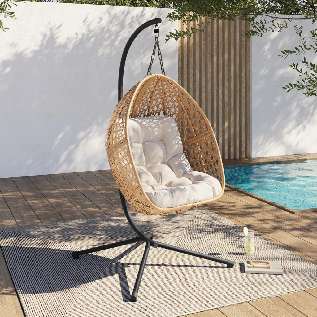 IDMarket - Poltrona moon traforata in rattan con cuscino ecrù