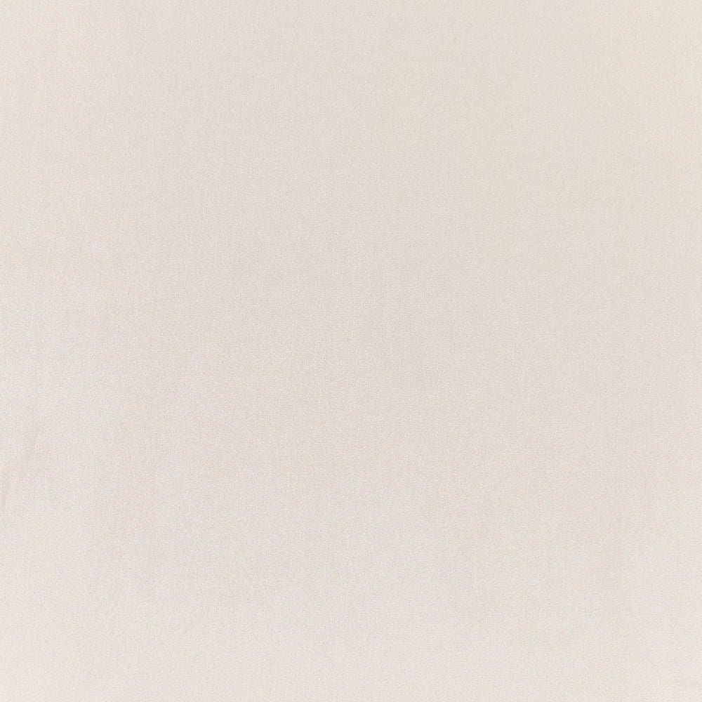 Poltrona in velluto beige chiaro 83L x 69L x 83H Schienale Bracciolo Struttura in metallo nero Soggiorno moderno glam