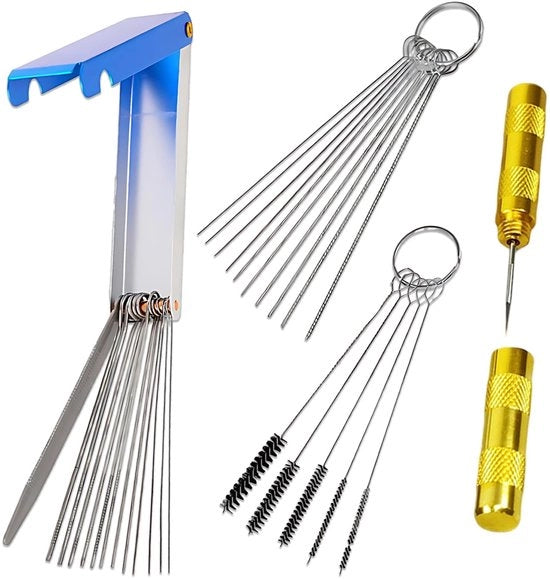 Set di pulizia carburatore, rimozione depositi di fuliggine, rimuovitore di fuliggine per la pulizia di motocicli e ATV (10 aghi di pulizia + 5 setole in nylon + 13 set di cavi di pulizia + 1 spina acuminata)