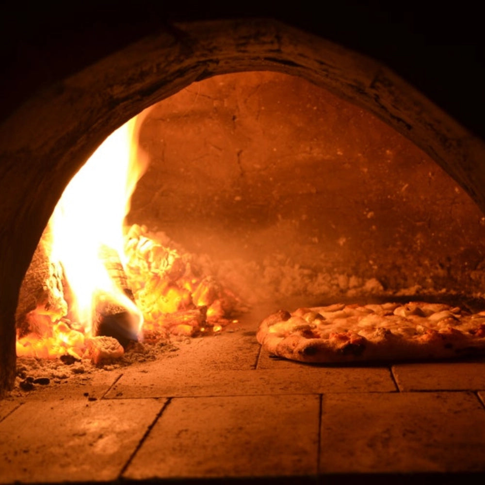 Forno a legna artigianale diametro 80 cm capienza 2/3 pizze cetara blu con base