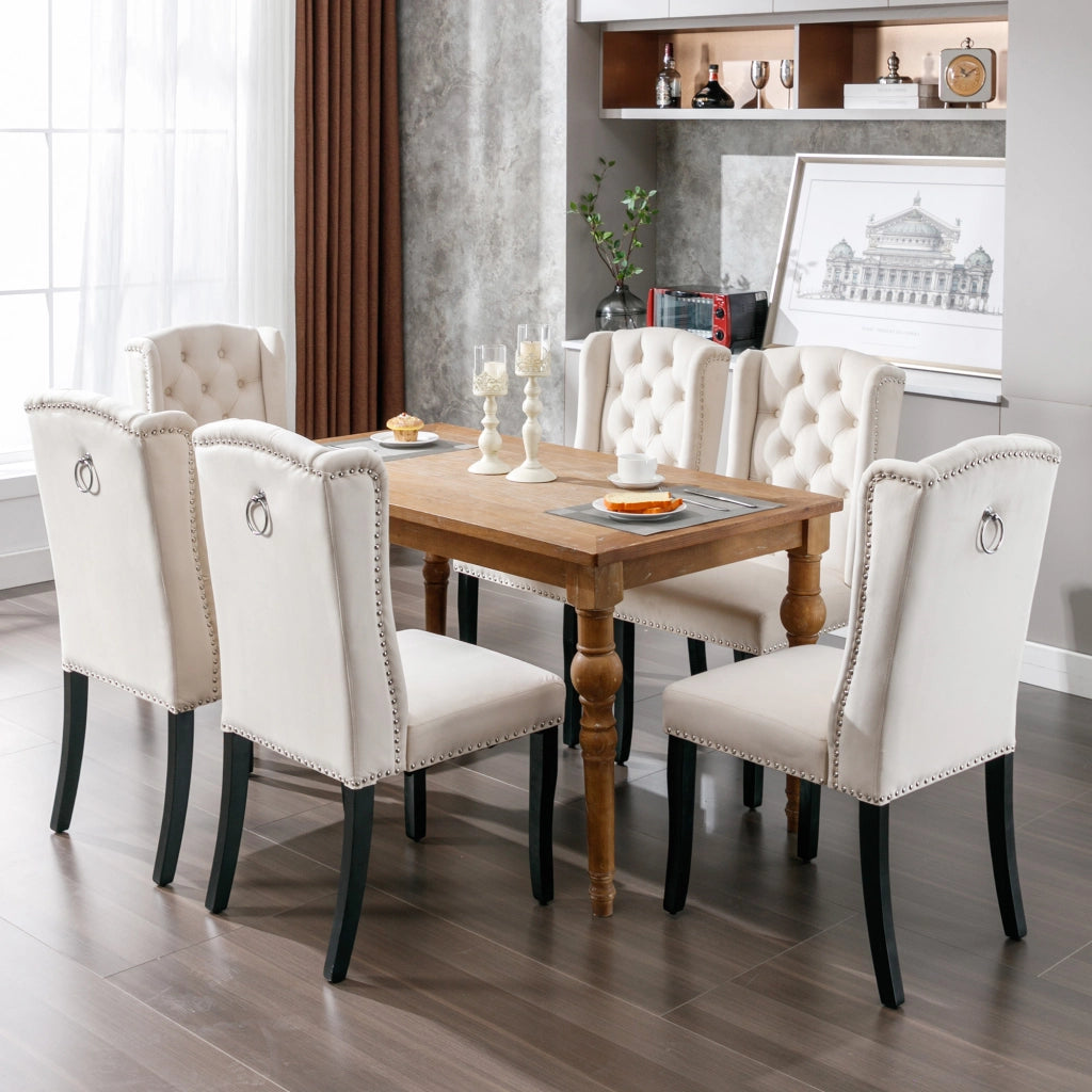 Sedia da sala da pranzo 2 pezzi in velluto con bottoni e borchie argentate, schienale curvo e gambe in rovere beige