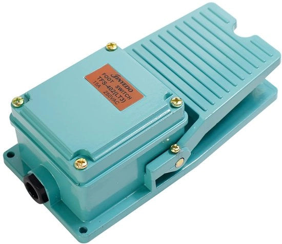 Pedale di commutazione - Materiale: alluminio - Antiscivolo - Interruttore a tempo - 250V 15A - affidabile e robusto - adatto per uso professionale