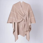 Nuovo cappotto-scialle a quadri lavorato a maglia da donna, caldo cardigan con nappine