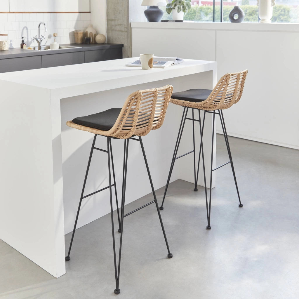 Set di 2 sgabelli da bar in metallo e rattan, nero