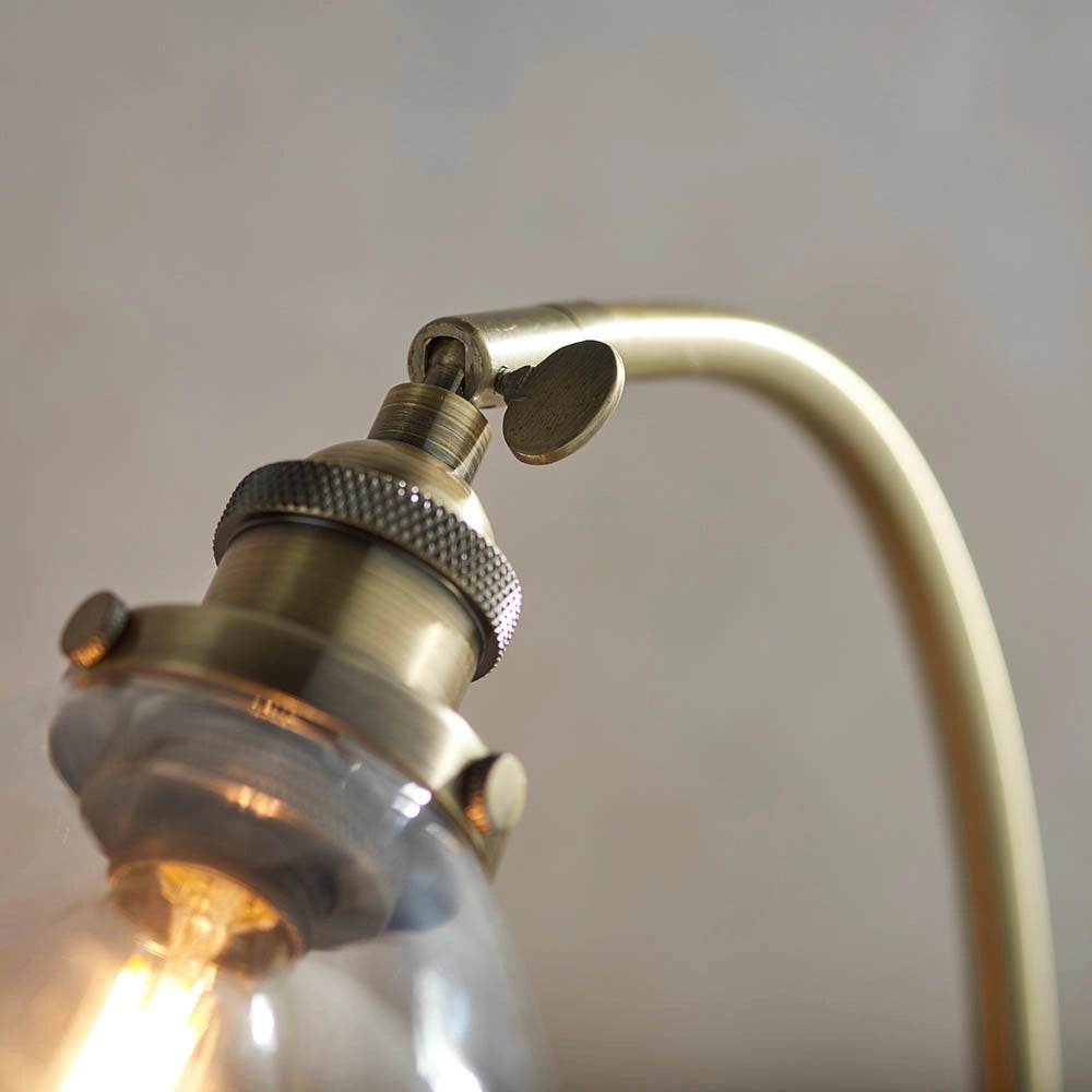 Lampada da tavolo industriale ottone antico E14 Endon
