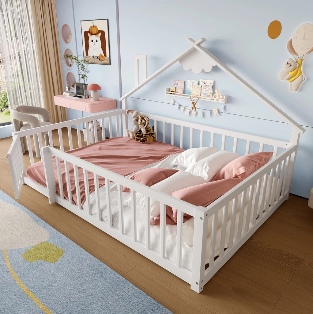 Letto per bambini 140x190 cm con spondino e serratura in pino e MDF bianco