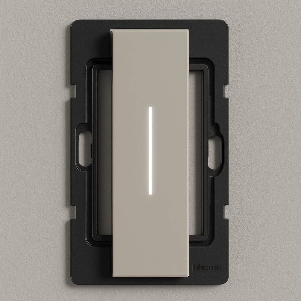 Cover illuminabile bticino 1 modulo varie finiture di colore *** colore sabbia, confezione 1