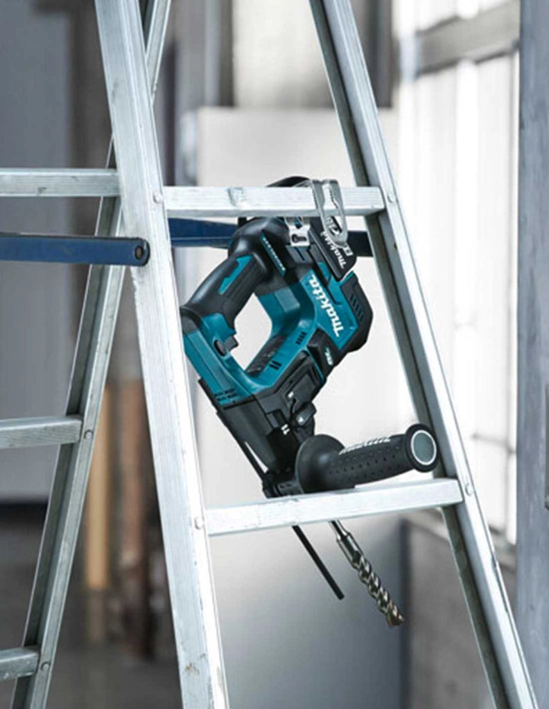 MAKITA Kit MK602 (DHR171 + DGA504 + DTD154 + DJR186 + DJV182 + DSS610 + 2 x 5,0 Ah + DC18RC + 2 x LXT600)