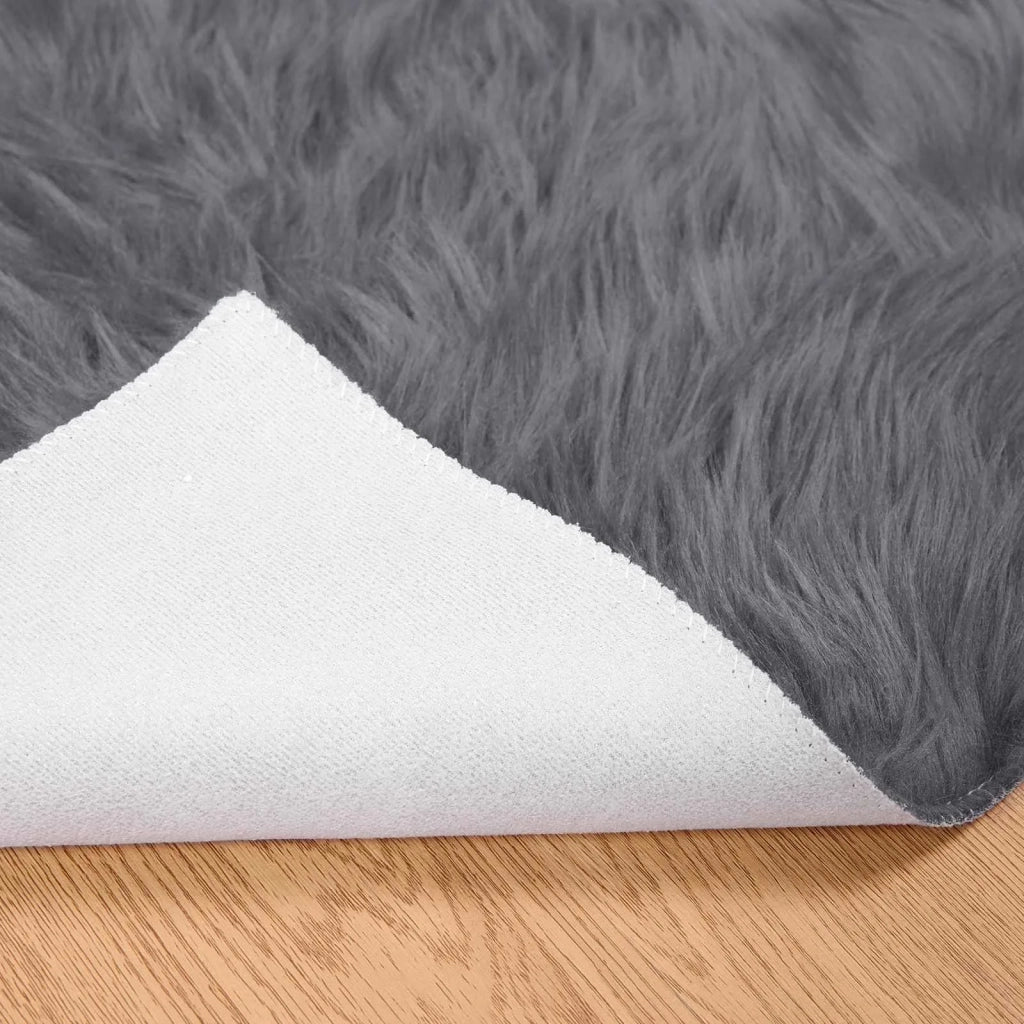 Tappeto in finta TAFALLA Antracite 160 x 230 cm Poliestere 42021594
