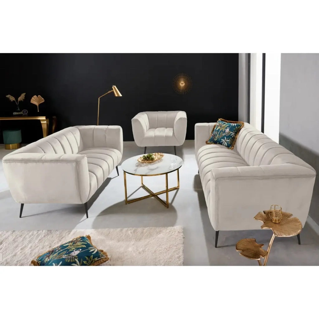 Divano dritto NORA 2 posti bianco champagne – Divano elegante in velluto con piedi in metallo nero