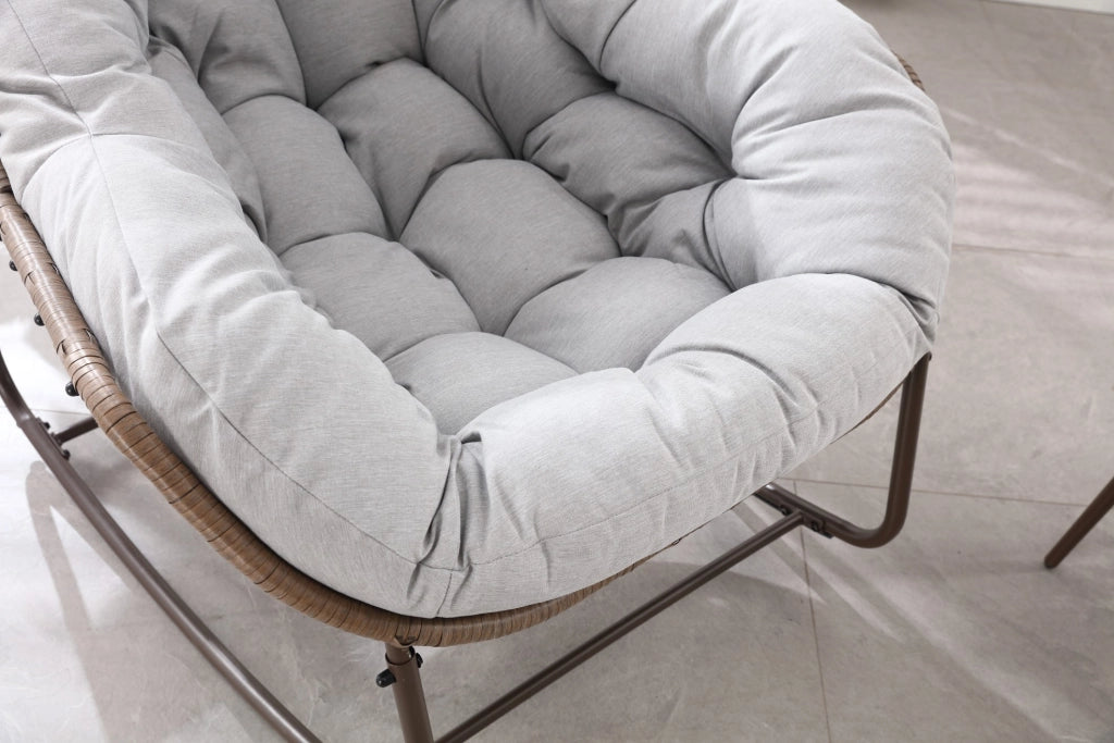 Sedia a dondolo da esterno oversize; cuscino 6''; grigio chiaro