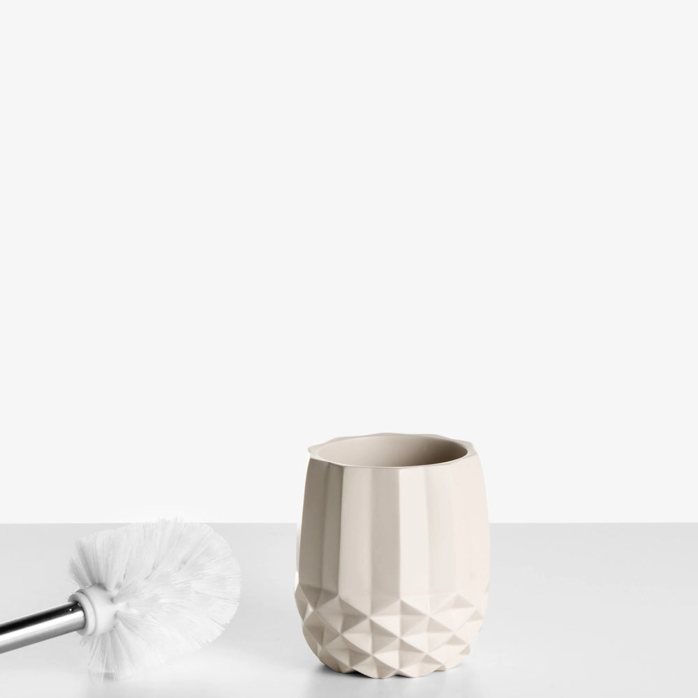 Set di 5 accessori da bagno in poliresina beige: portasapone, dispenser per sapone, scopino per WC, bicchiere e portaspazzolino