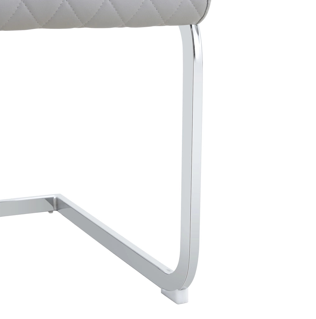 Set di 2 sedie da pranzo in similpelle PU grigio chiaro; schienale alto 100 cm; struttura in metallo argento