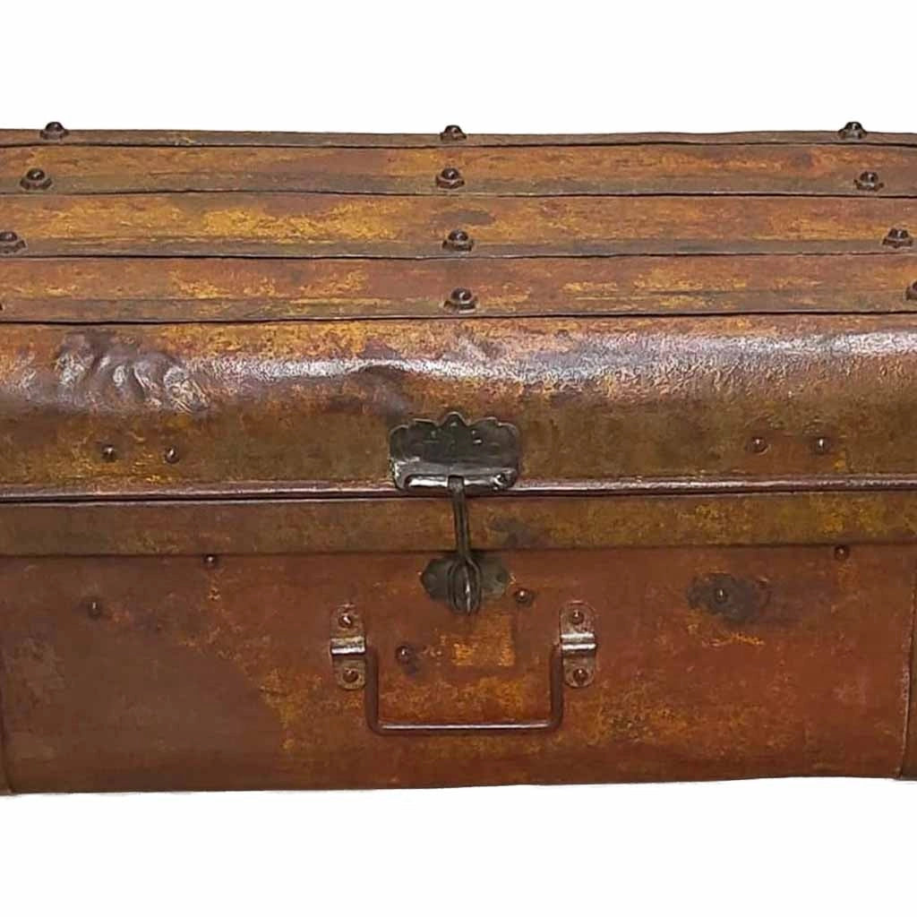 Valigia artigianale in metallo, 67x37x25h cm