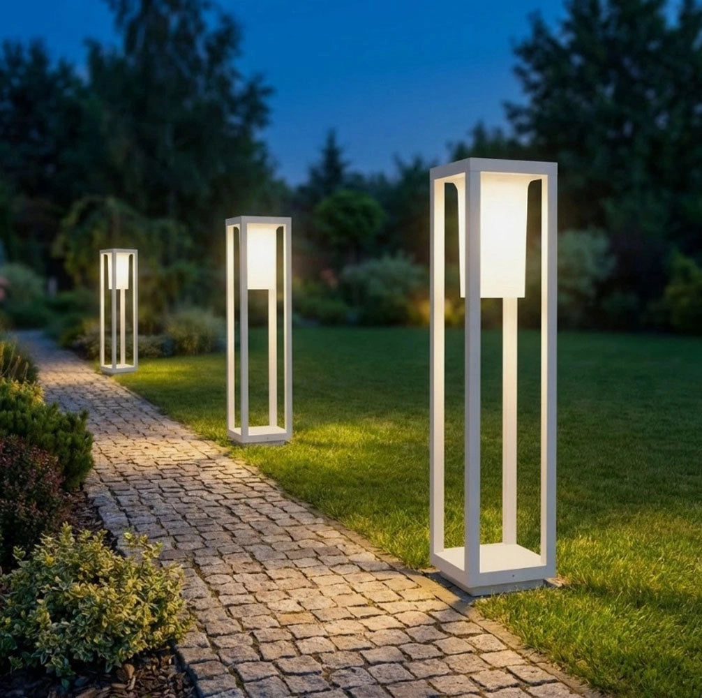 Lampada da Giardino attacco lampadine E27 IP65 H60cm Paletto Luminoso Bianco Moderno Lampioncino da Esterno per Vialetti Giardini