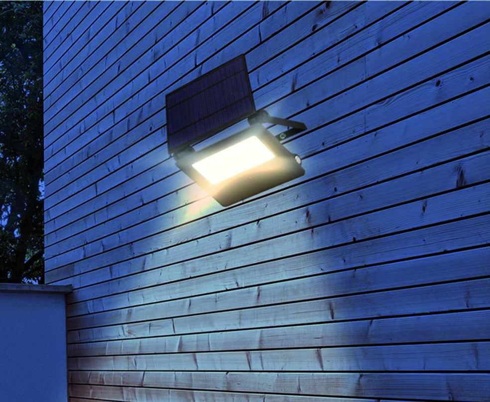 Suprema PROIETTORE SOLARE IN ABS E ALLUMINIO, 28 led, 15 watt, 1500 lumen, luce naturale