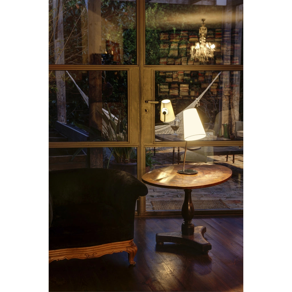 LUPE, Lampada da Tavolo per Interni, Faro Barcelona