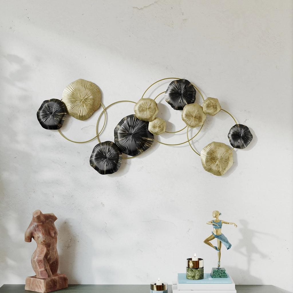 Scultura a Parete Foglia di Loto ¨C Minimal ¨C Dorato e Nero 84x35 cm
