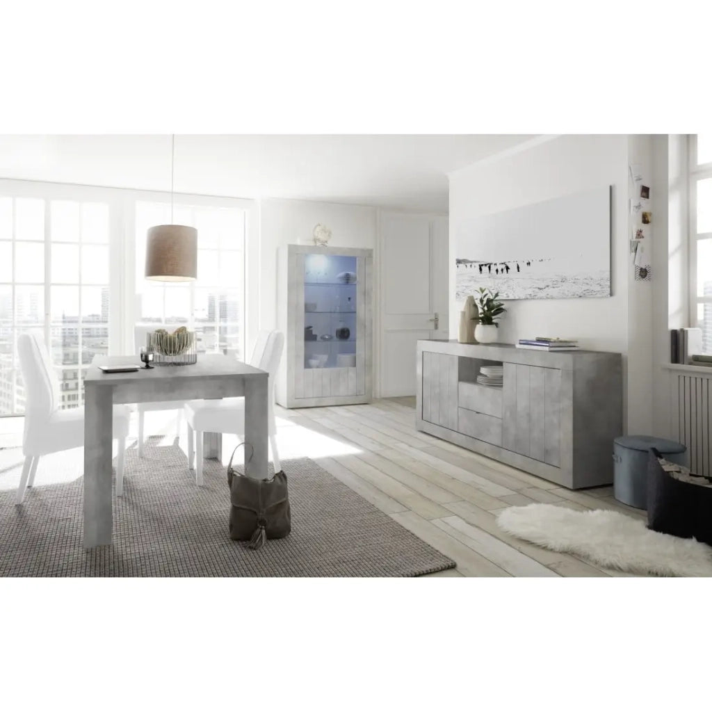 Buffet a 2 ante battenti e 2 cassetti in legno, colore cemento, collezione URBAN