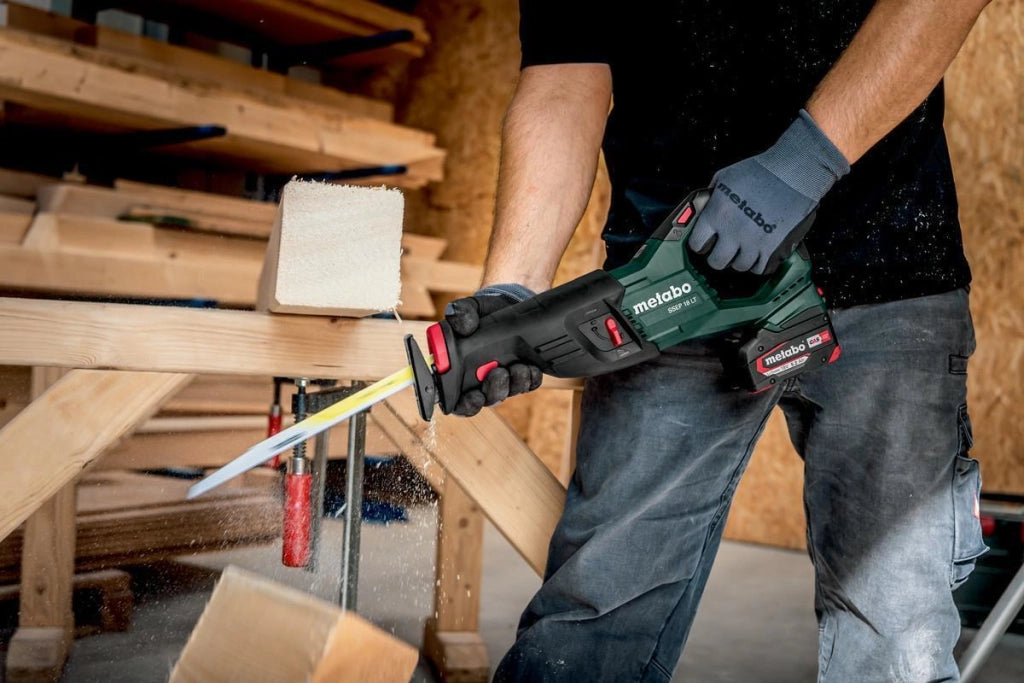 Metabo 601616840 SSEP 18 LT Sega Diritta a Batteria 18V 0 3000 corse min Lama 32 mm colore Nero Verde