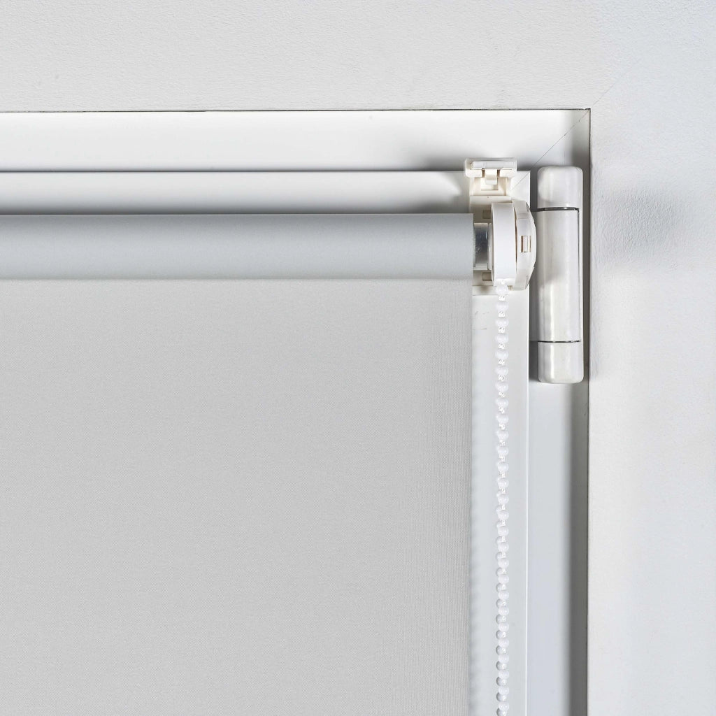 Tenda a Rullo Avvolgibile Oscurante EasyFix, Facile Da Installare, Fissaggio a Clip Senza Viti Grigio 150x180 cm