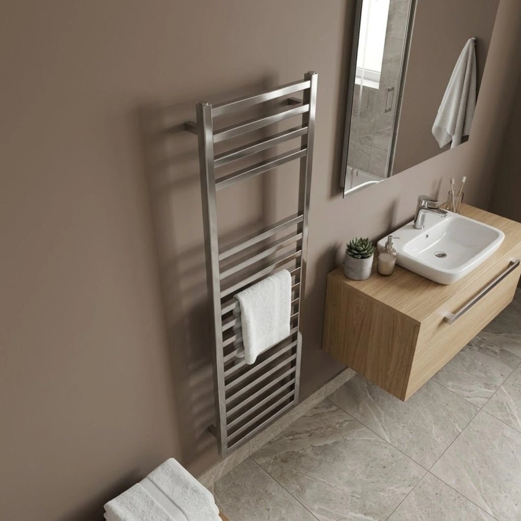 Termoarredo scaldasalviette square cromo lucido per bagno profilo quadro *** finitura- cromo lucido, misure h1500xl50...