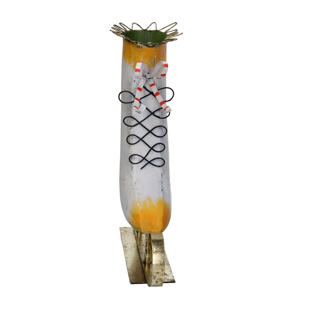 Pattini metallo giallo e bianco cm 27,3x10,8xh33