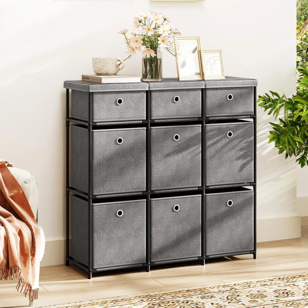 Comò con 9 Cassetti, Cassettiera in Tessuto con Struttura in Metallo e Legno, Armadietto Portaoggetti Salvaspazio, per Soggiorno, Camera da Letto e Corridoio (87 x 29 x 84 cm,Grigio)