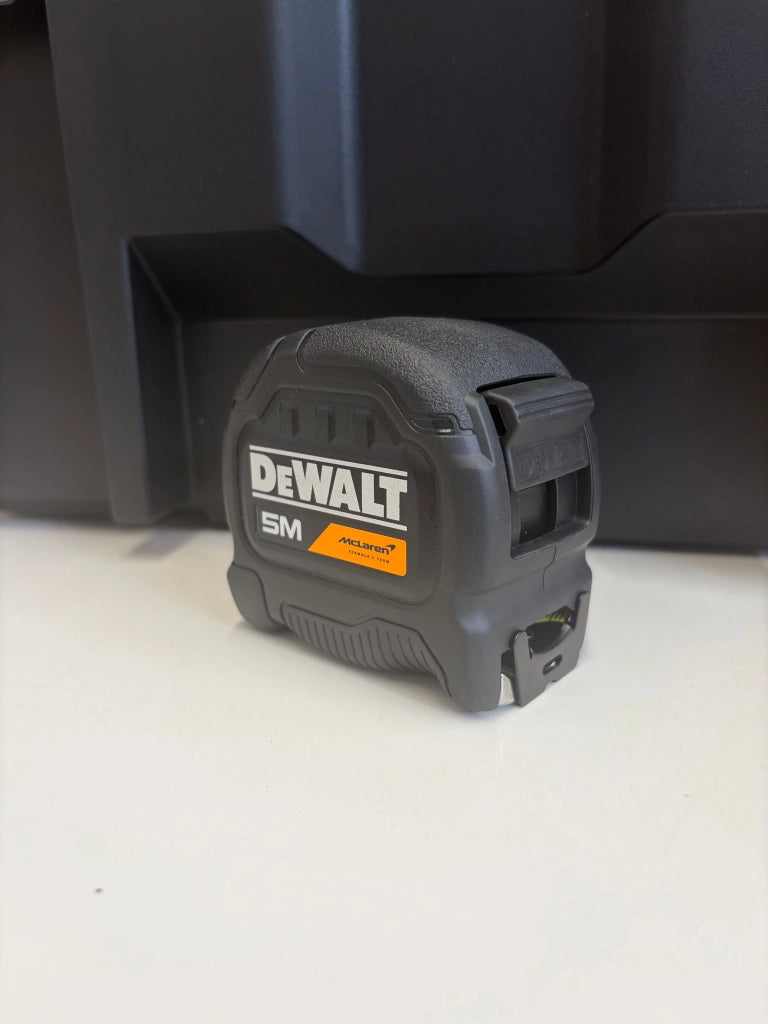 Flessometro DeWalt x McLaren DWHT38114MCL 5 Metri x 28 mm