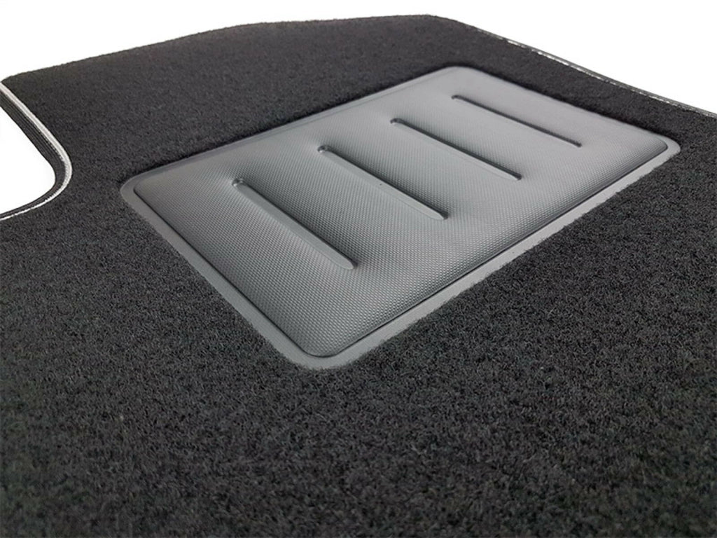 SPRINT01301 , Ford Fiesta MKVI dal 2008-2011 con fissaggi a foro ovale , 3/5 porte (2 Fix OVAL2)