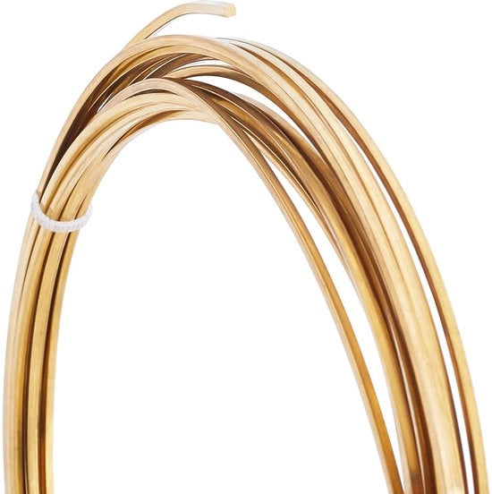 Cavo in rame 1,5mm di diametro - 5 Metri di lunghezza - Colorazione dorata - Ideale per gioielleria - Buona flessibilità - Richiede attrezzatura professionale - Filo per gioielleria
