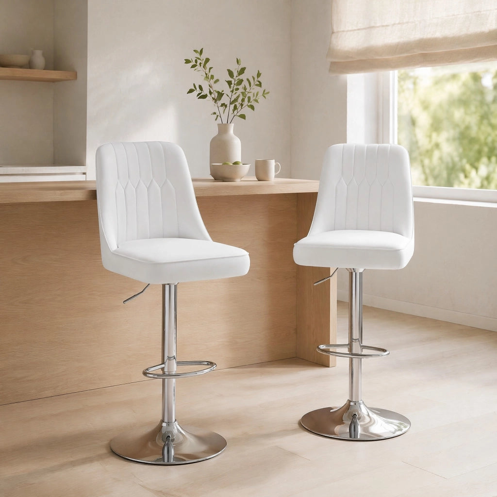 Sgabello da bar regolabile in altezza, set da 2, girevole 360°, in PU bianco e metallo argento, per isola cucina e bancone