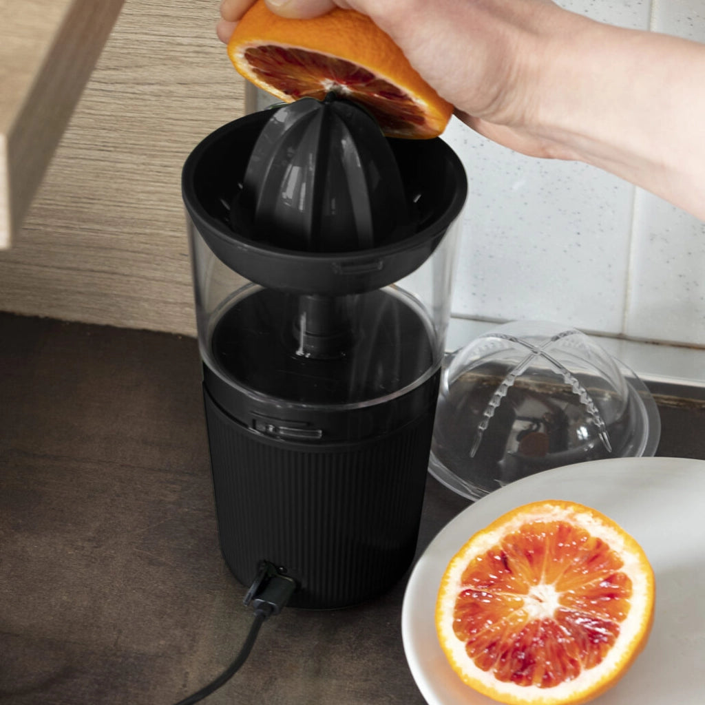 Innoliving Spremiagrumi Ricaricabile Senza Fili INN-694 - Recipiente da 250ml, Ricarica con USB-C, Batteria da 1500mAh, 20 Minuti di Autonomia, Parti Lavabili in Lavastoviglie, Cordless