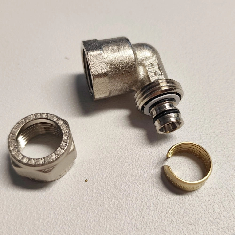 Raccordo 26x3/4'' curvo gomito f femmina a stringere per tubo multistrato