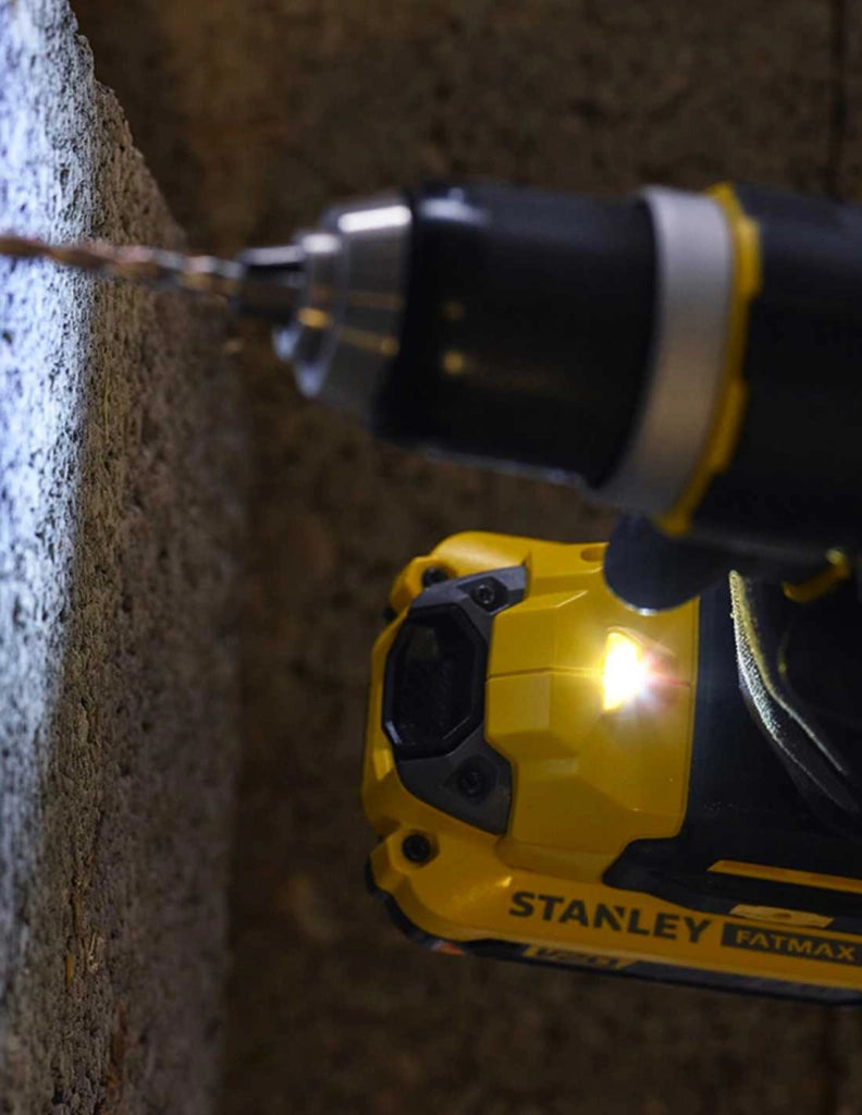Trapano a Percussione STANLEY FatMax SFMCD721M2K (2 x 4,0 Ah + Caricabatteria + Valigetta)