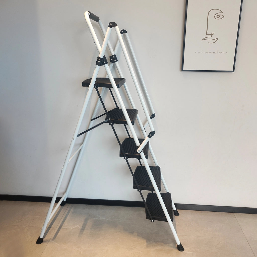 Scala, sgabello pieghevole con scala, con ampi pedali antiscivolo, scala in acciaio, con maniglia di sicurezza antiscivolo, sgabello portatile leggero
