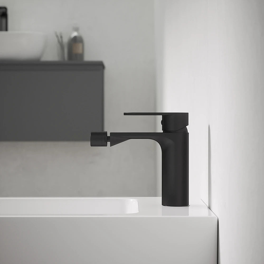 Set miscelatori: lavabo bidet senza scarico e incasso doccia monocomando nero opaco | Kerry