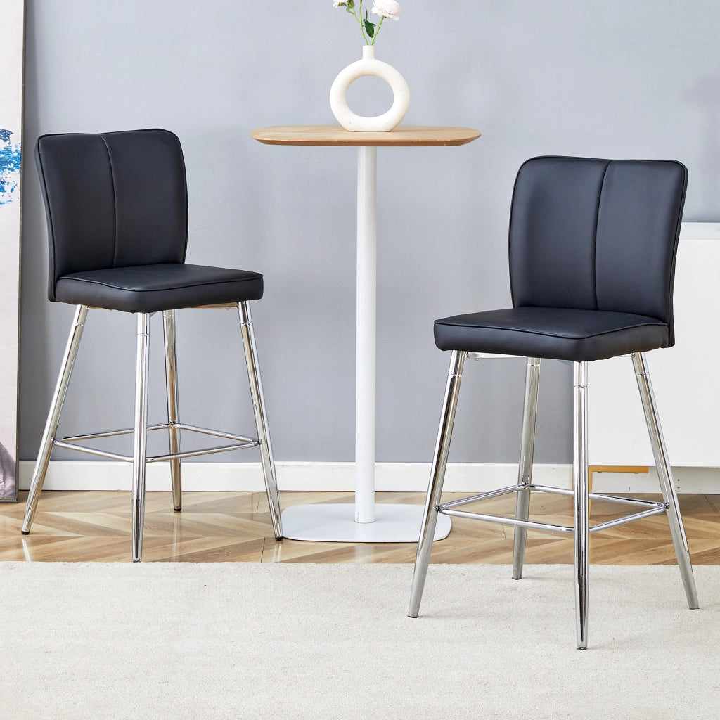 Set di 2 sgabelli da bar h 101 cm in PU nero e metallo argento, con schienale ergonomico e seduta imbottita