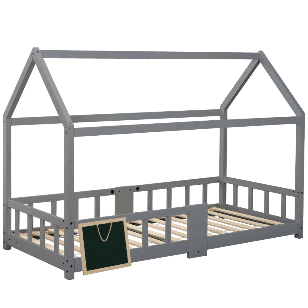 Letto a casetta per bambini 90 x 200 cm, letto in legno per cameretta con lavagna, rete a doghe e sponda di sicurezza, in legno di pino, grigio (senza
