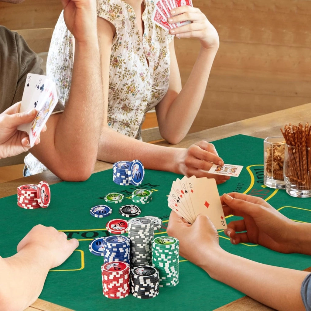 Set di chip da poker texas holdem con 300 pezzi e 2 mazzi di carte, Set poker 300 fich per serate in famiglia e raduni-Fiche e set da poker