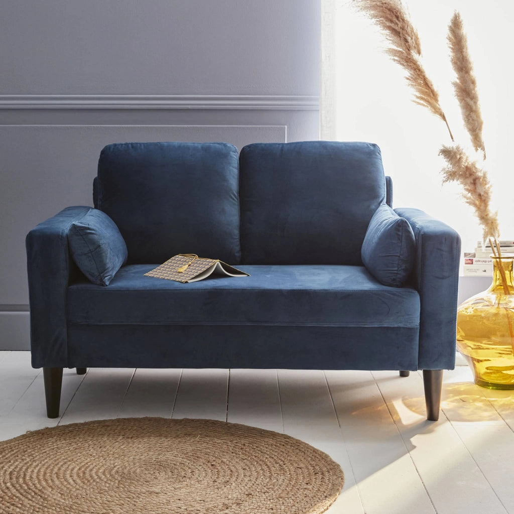 Divano in tessuto con gambe in legno, 2 posti, blu