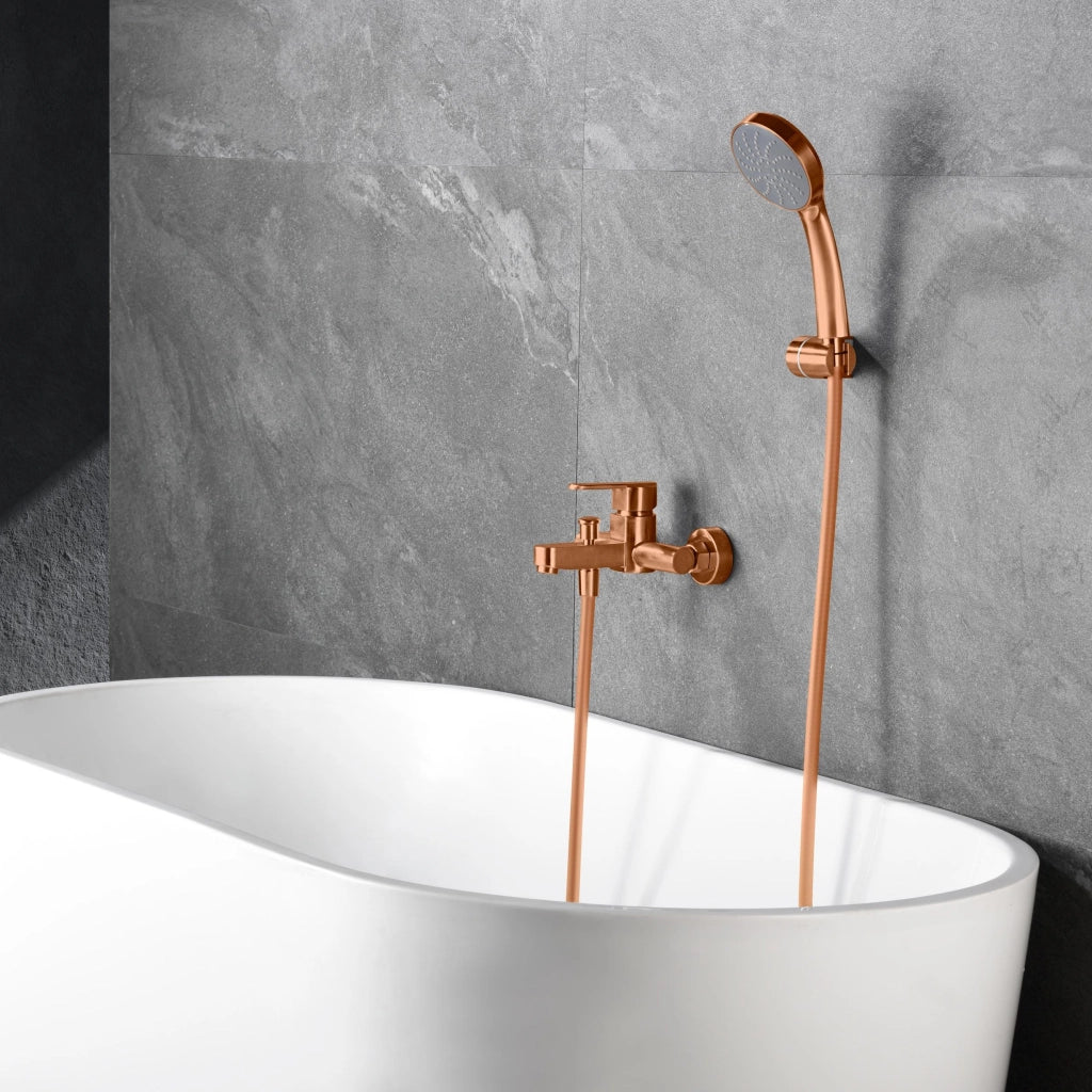 IMEX Miscelatore vasca-doccia oro rosa in ottone con tubo flessibile metallico 180 cm maniglia doccia rotonda in ABS cartuccia ceramica Ø35 mm finitura PVD spazzolata - Modello Imex-BDR001-4ORC Rom