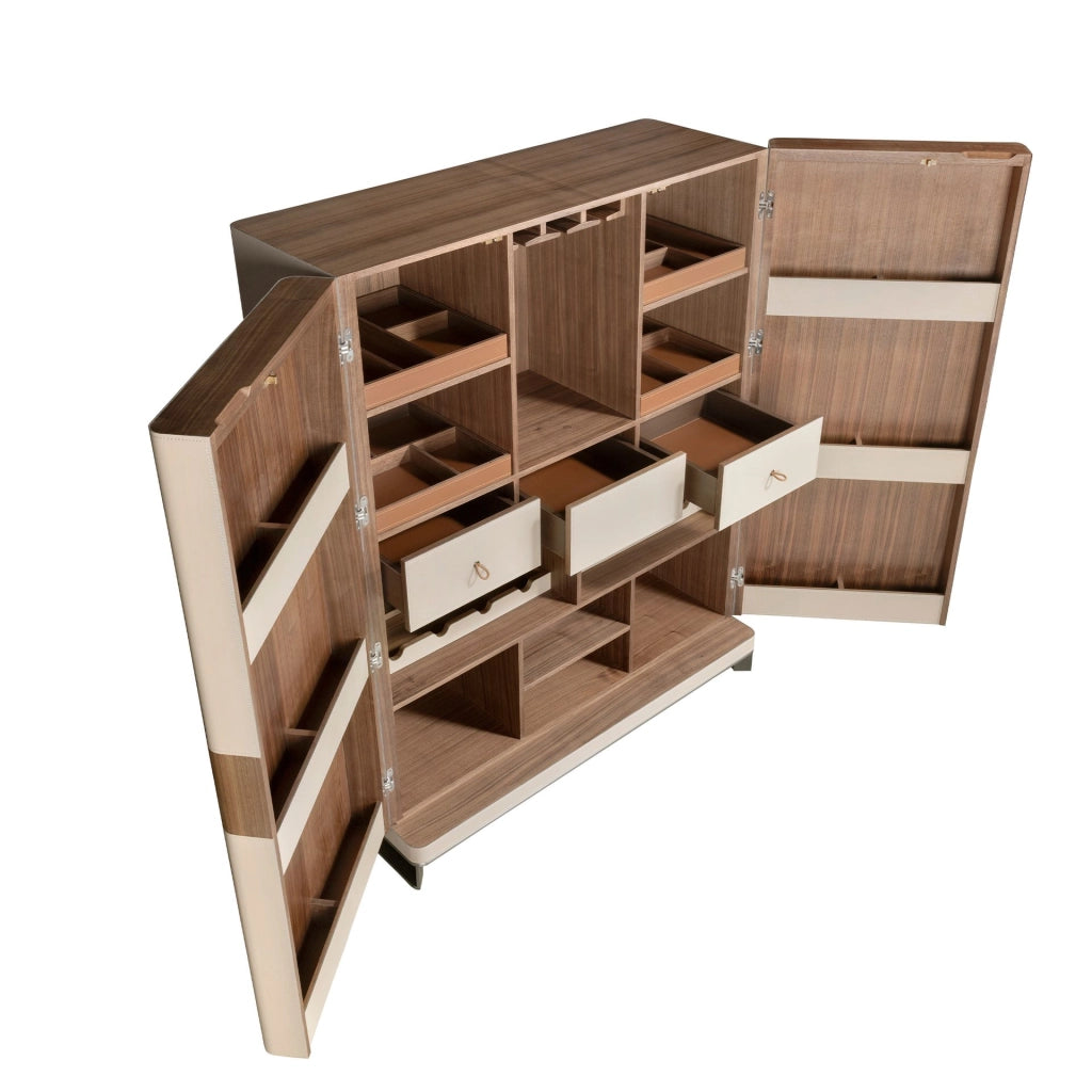 Credenza alta in similpelle, noce e acciaio lucido