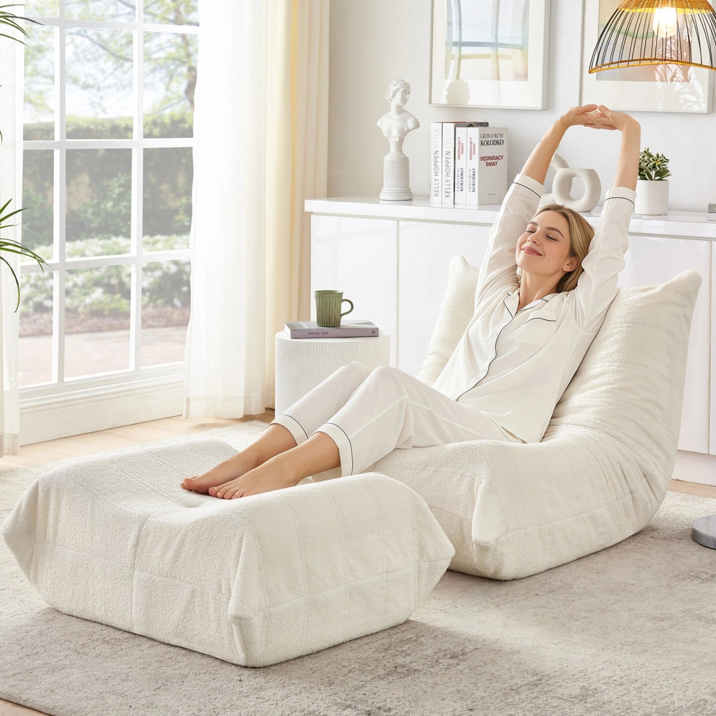 Lazy Sofa con schienale e poggiapiedi, poltrona relax in teddy effetto peluche, beige